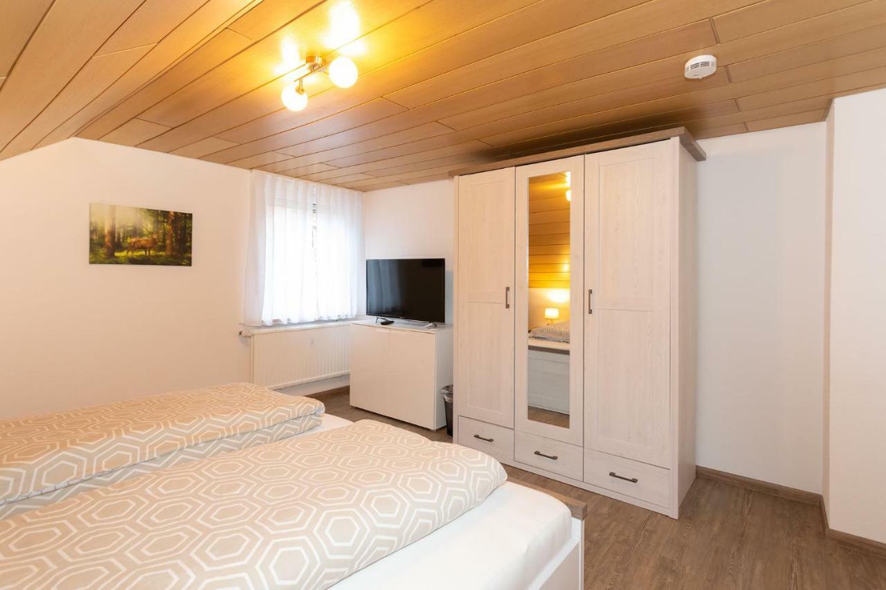 Gaestezimmer - Ferienwohnung 2 - Brauhaus Duerr Dorfprozelten Eksteriør bilde